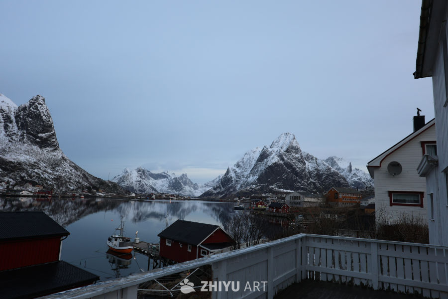 挪威峡湾晨景
