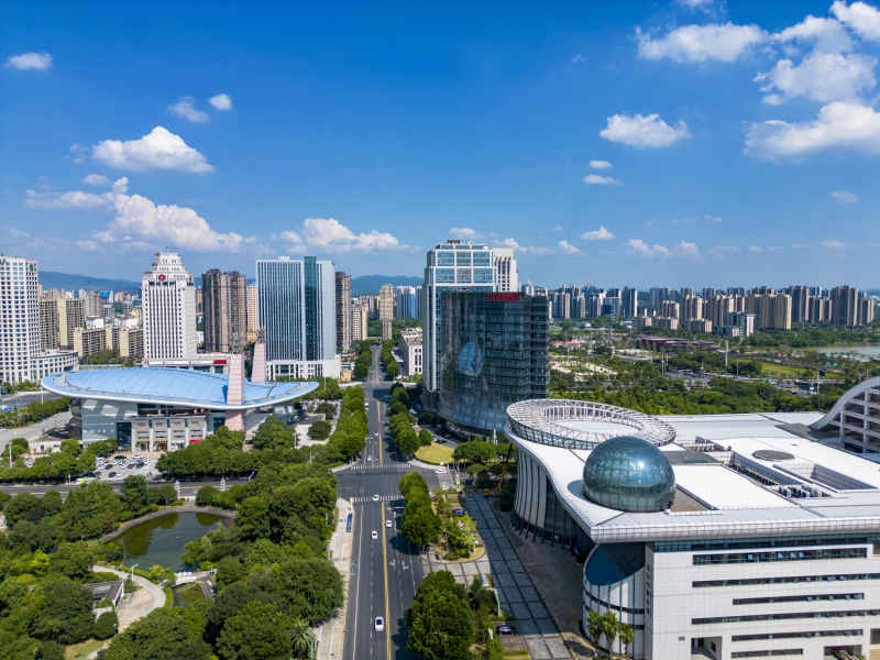 江西吉安城市风光航拍图 