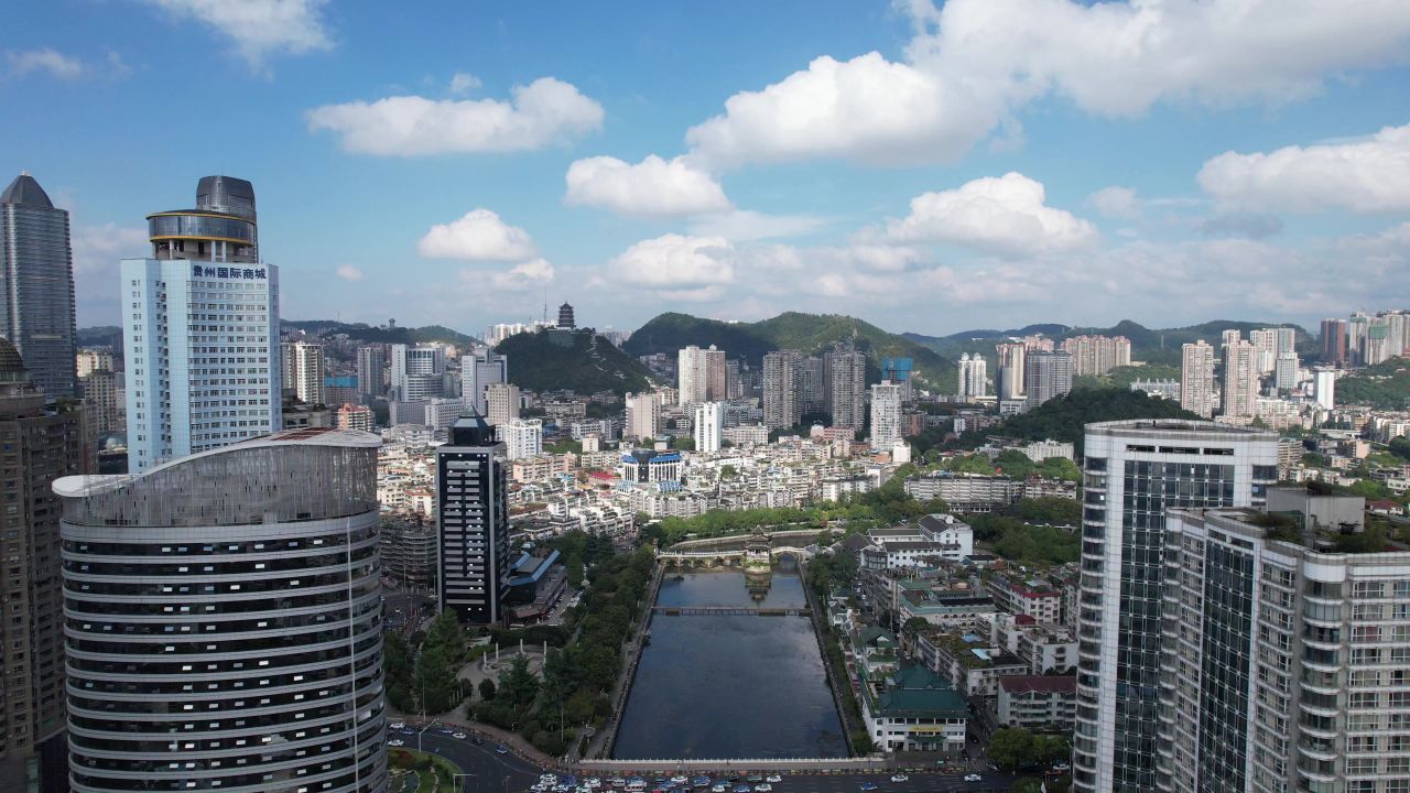 贵州贵阳城市大景蓝天白云航拍 