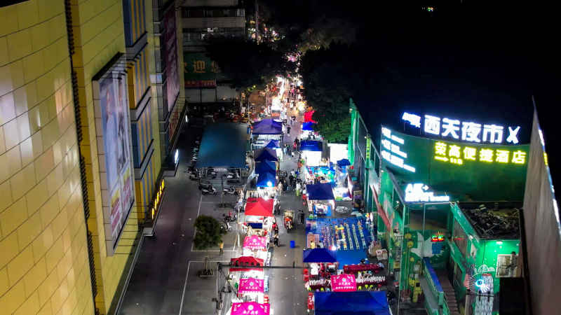 广西南宁城市夜市摊街景人流航拍  