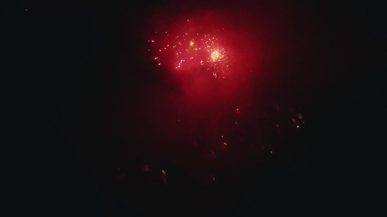 乡村过年夜晚烟花秀-9
