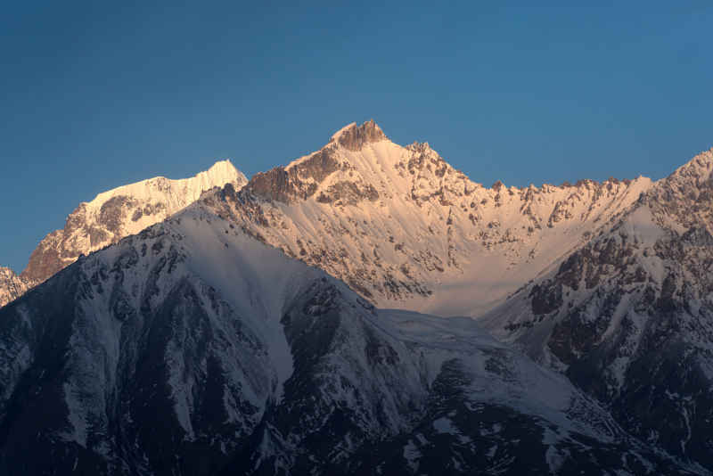 塔县雪山