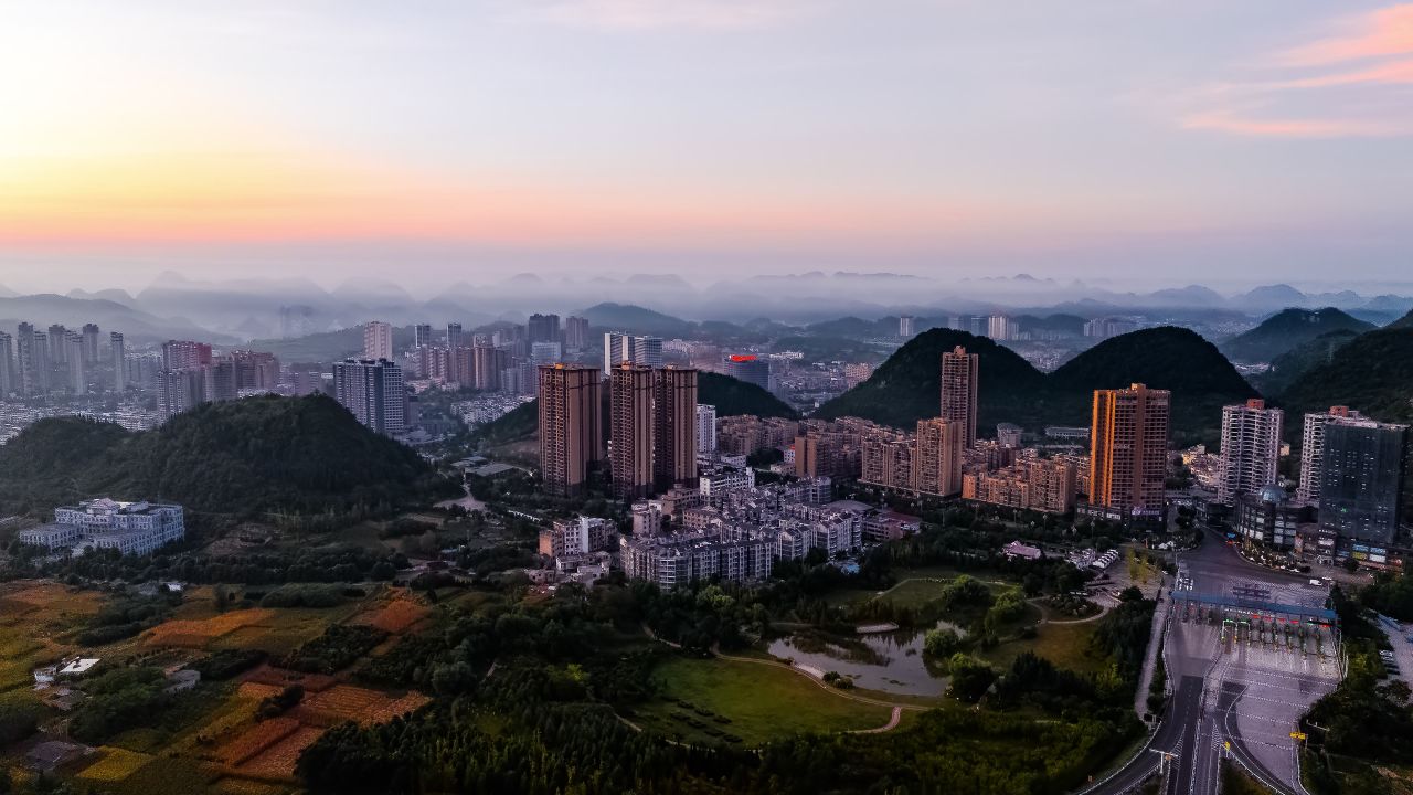 贵州安顺平坝城市风光航拍延时 2
