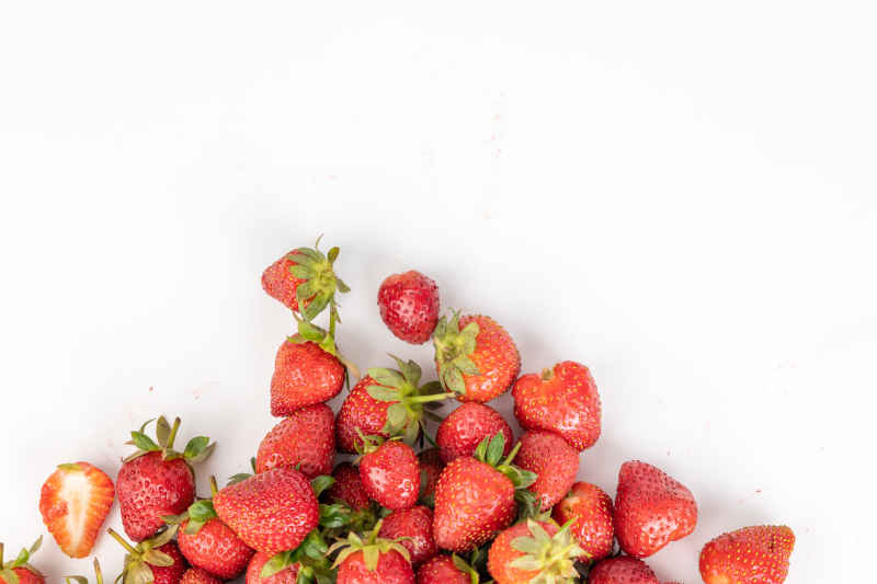 新鲜草莓水果实拍 55