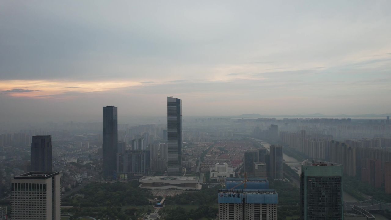 江苏无锡城市风光清晨日出彩霞迷雾航拍