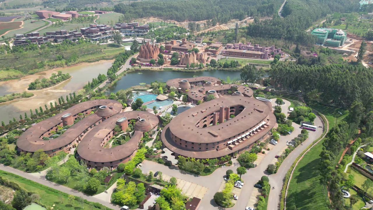 云南弥勒东方韵景区航拍 
