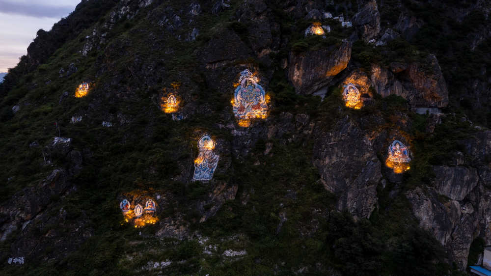 康定佛山