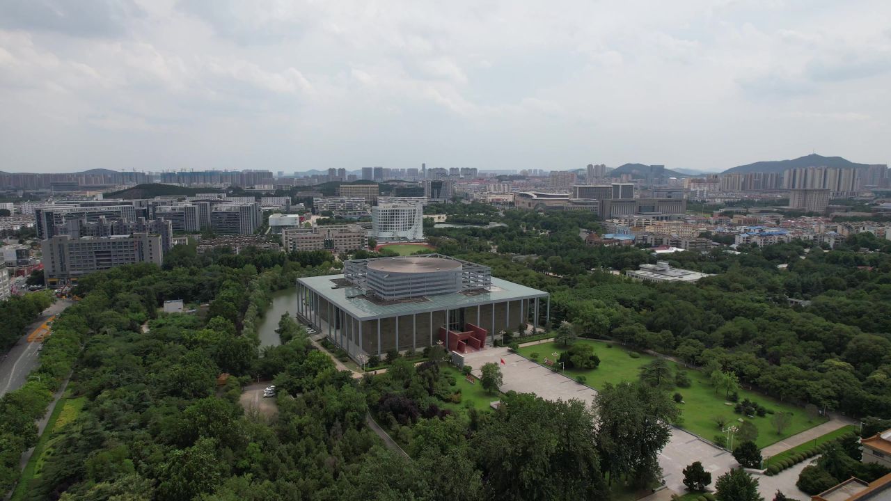 江苏徐州淮海战役纪念馆纪念碑航拍 