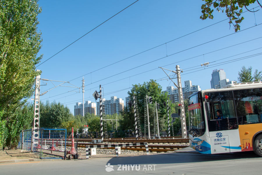 城市铁路闸口