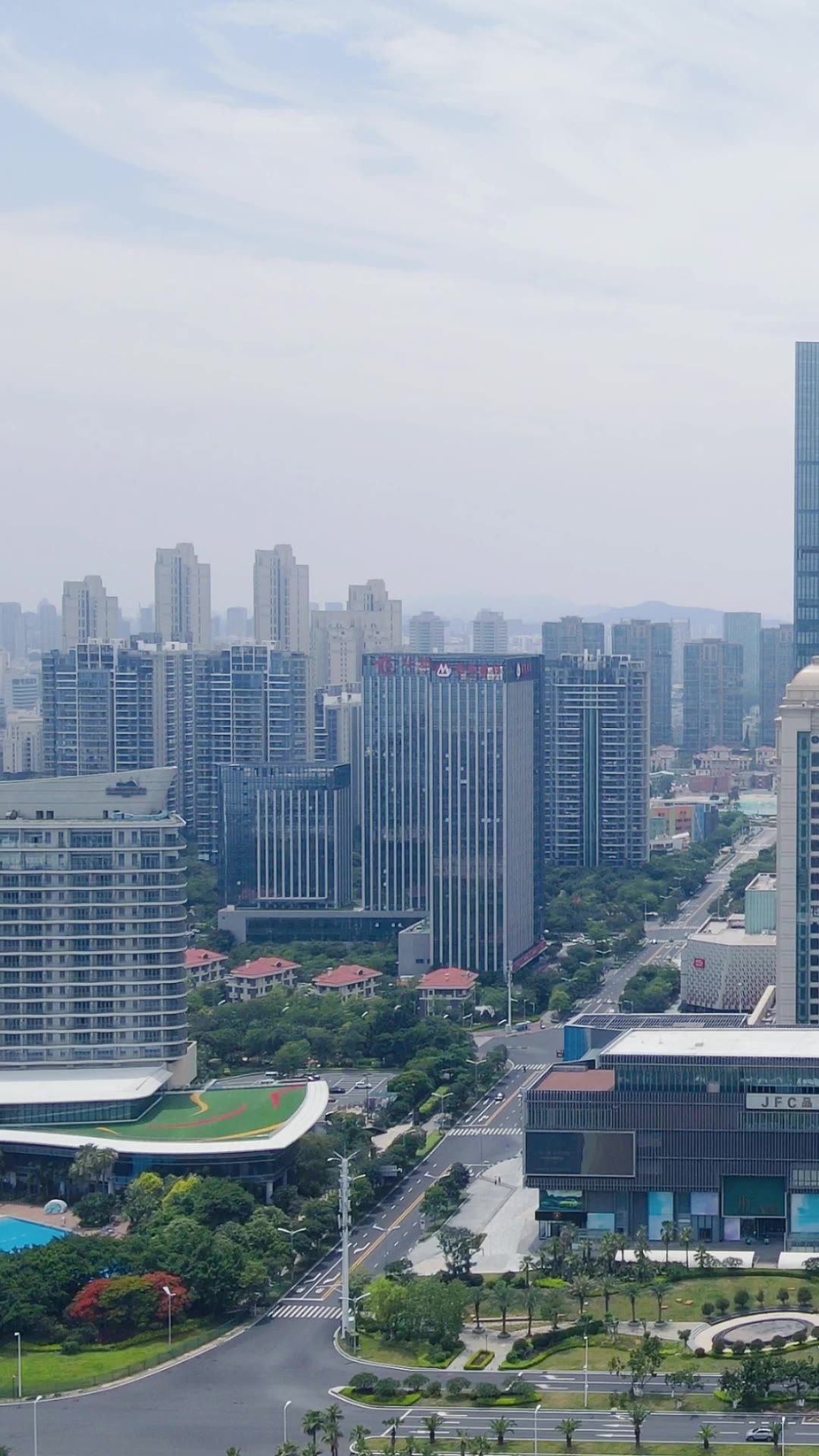 城市航拍福建厦门CBD竖屏