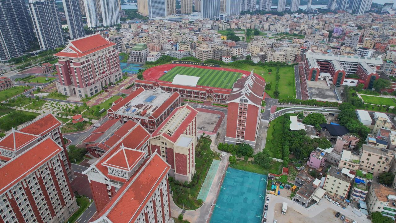 航拍厦门集美工业学校 2
