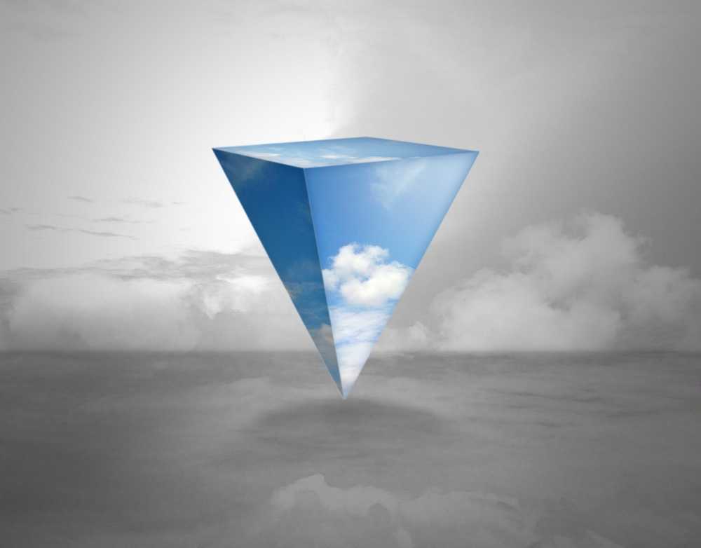 三角形天空抽象壁纸背景幻想金字塔门户网站维度雨风暴几何形状灰色