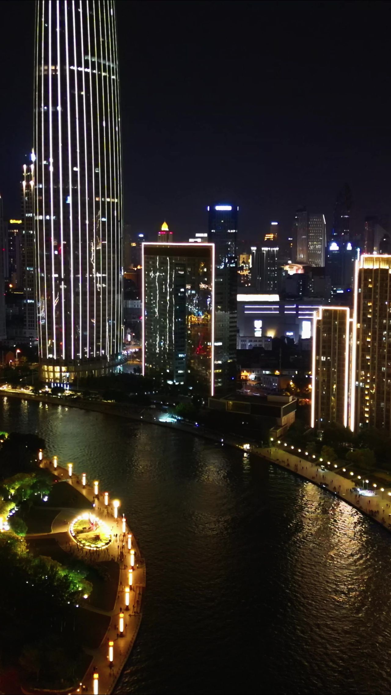 天津城市夜景灯光竖屏航拍 