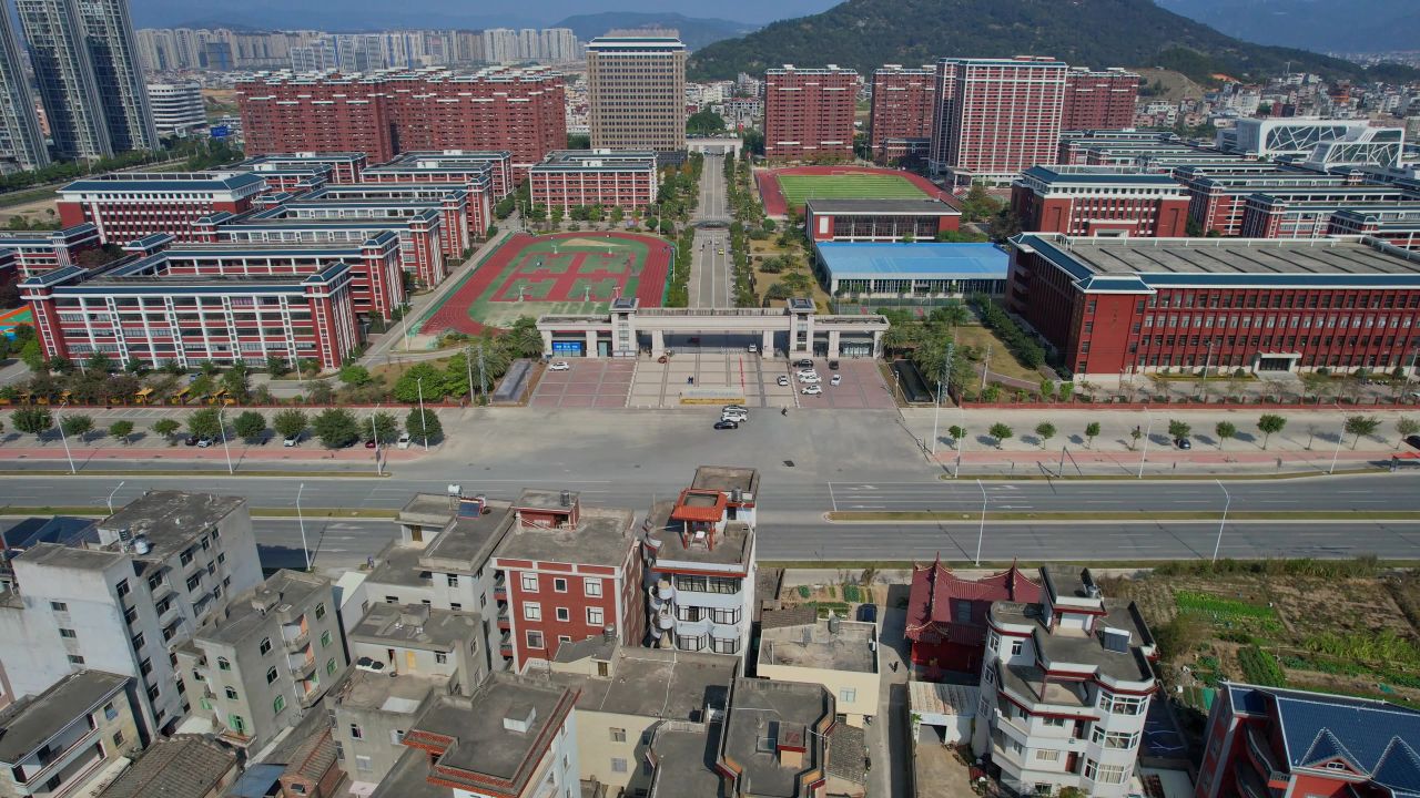 航拍福清京师学校景观