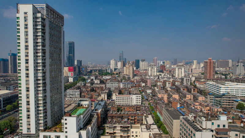 云南昆明城市风光交通航拍图 