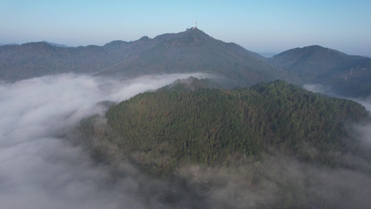 祖国壮丽河山清晨云海云雾缭绕航拍 