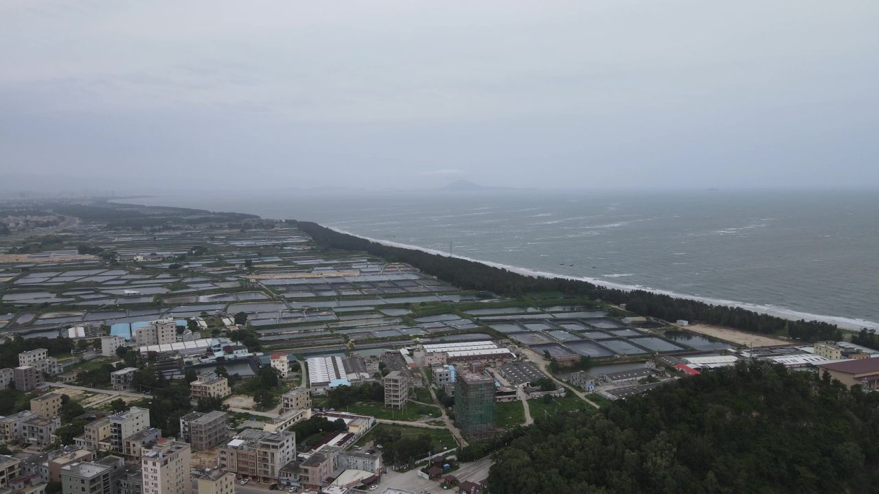 广东茂名浪漫海岸风景区航拍 17