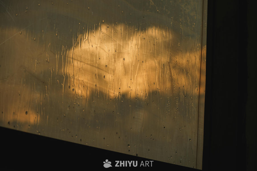 日暮下的积雨云
