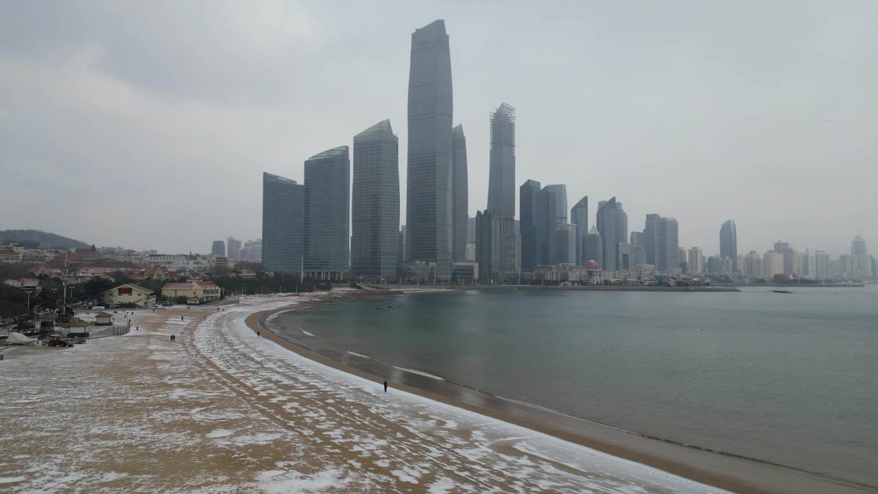 青岛第三海水浴场雪景航拍