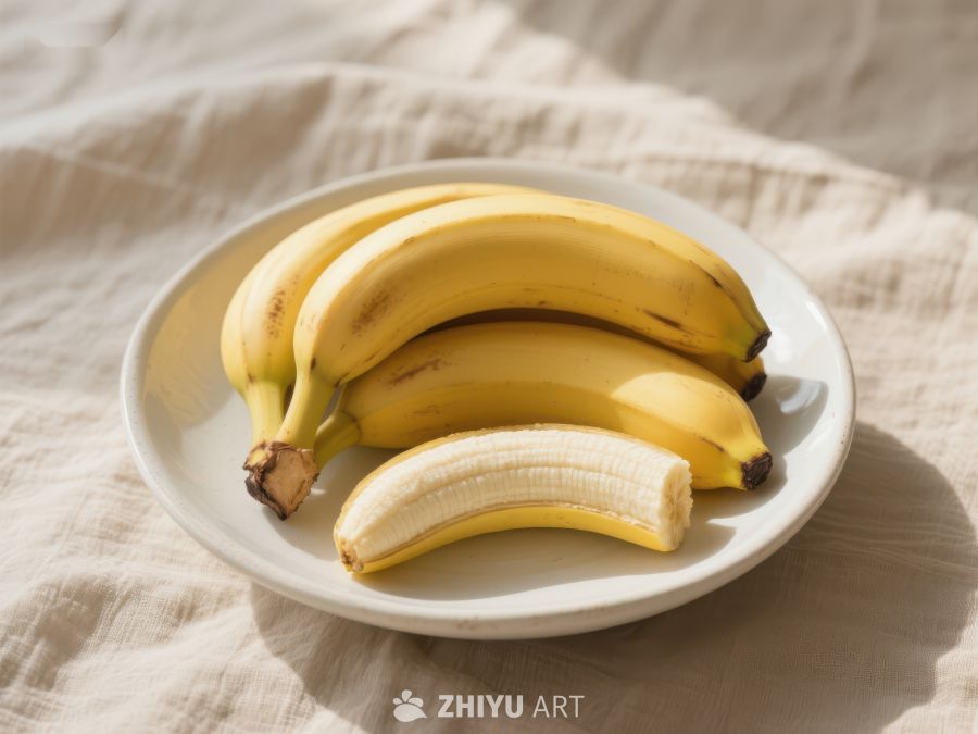 盘中的新鲜香蕉 292