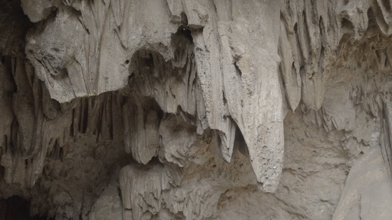 溶洞 2