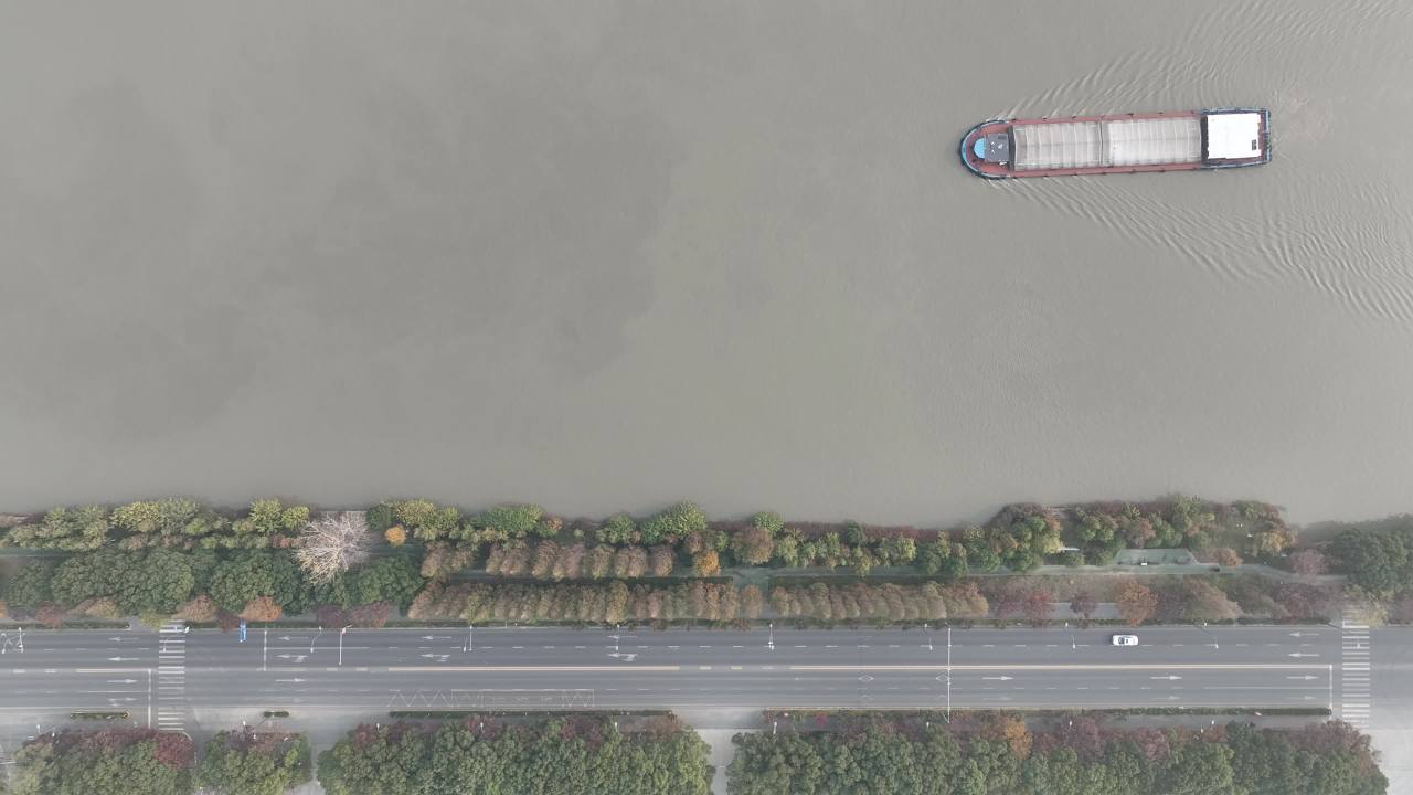 4K航拍昆山道路秋色 4