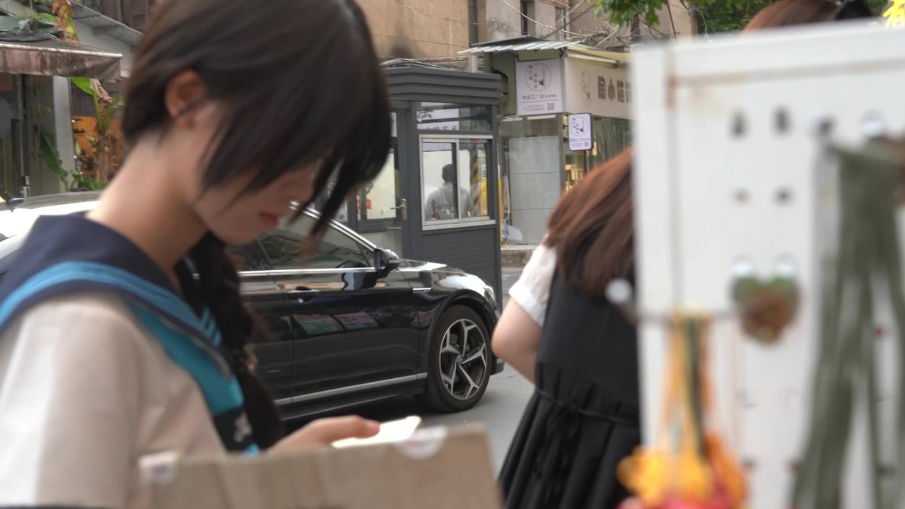 街头闲逛与小饰品