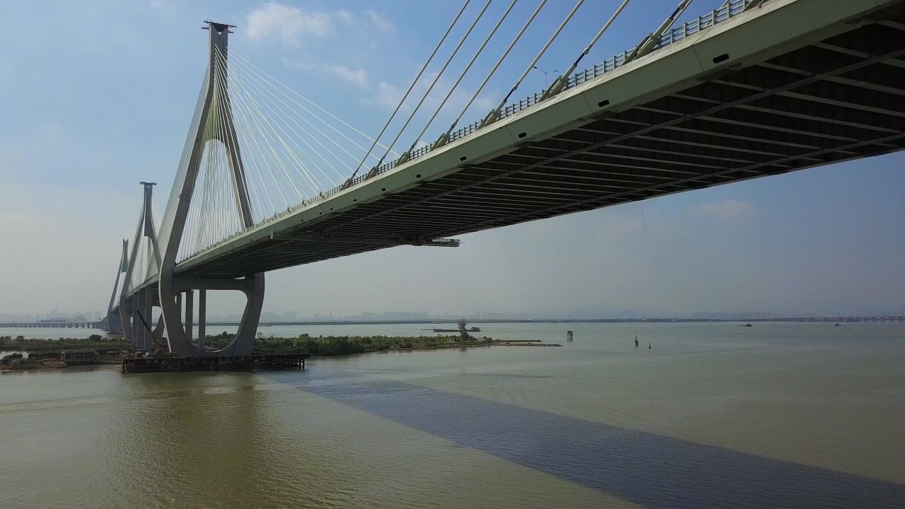 跨磨刀门水道斜拉索挂大桥2
