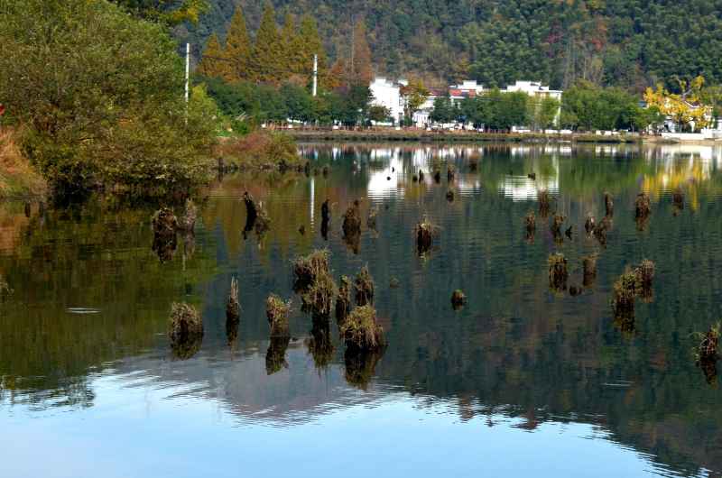 皖南川藏线 澄澈湖水 7