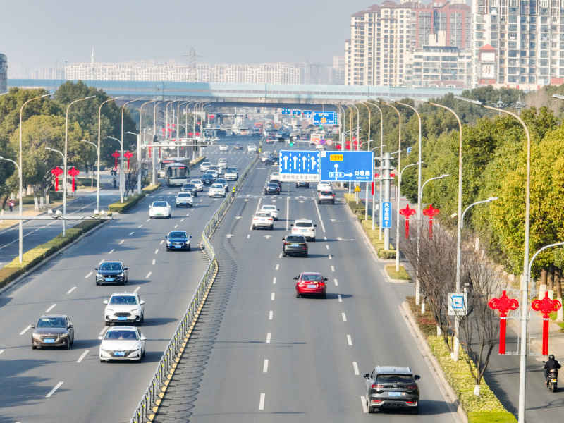 航拍昆山城镇道路风光新春氛围 41