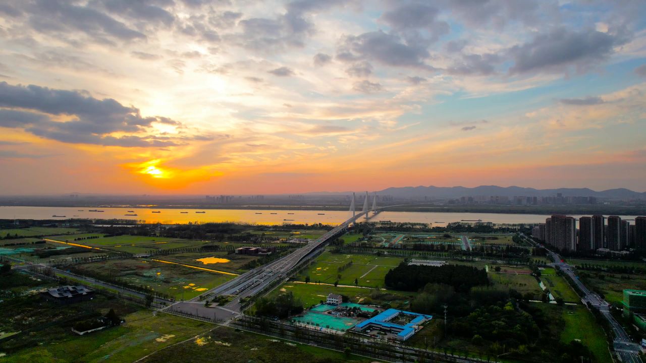 4K航拍南京扬子江长江大桥南京第五大桥日落美景