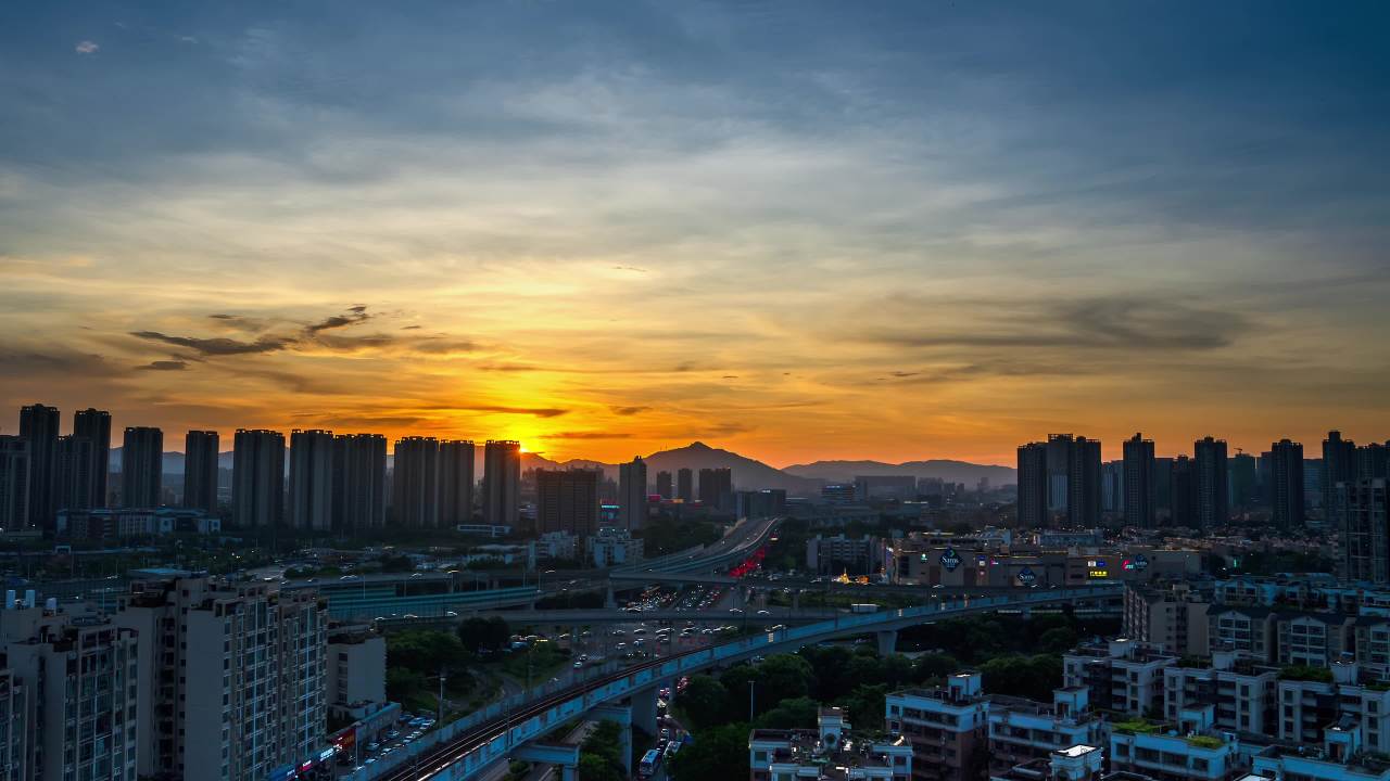  珠海七月晚霞时分 
