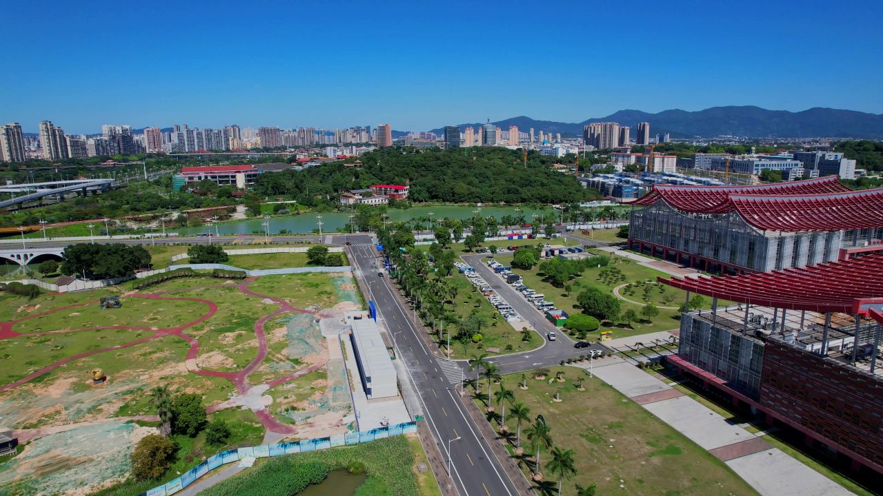 航拍漳州三馆建筑风光