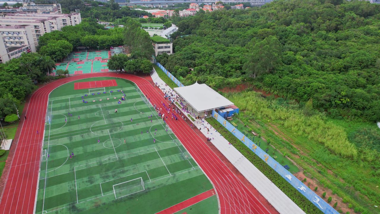 航拍厦门兴才学院合 1