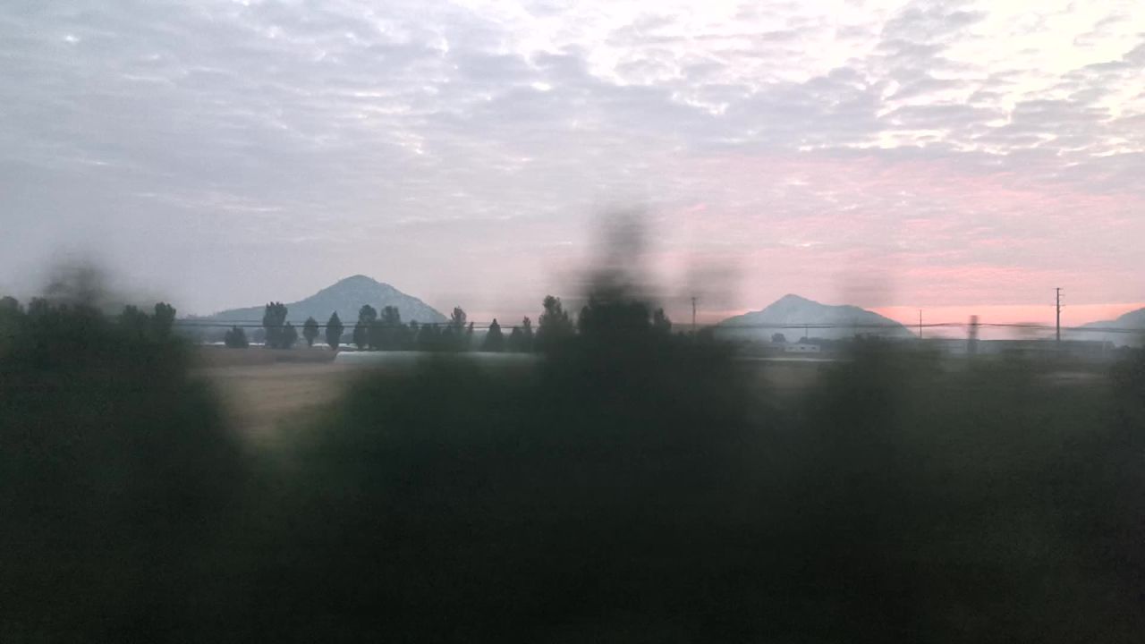 旅途、朝阳、清晨