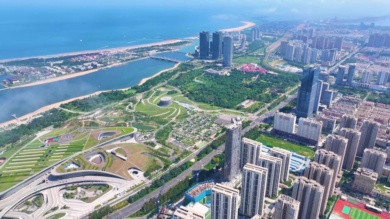 沿海城市风光 高楼大厦 