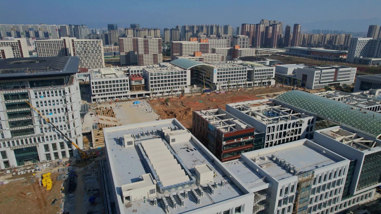 航拍福州福耀科技大学景观 3