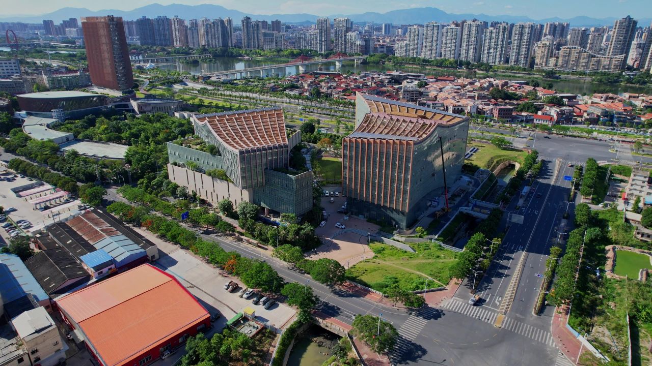 航拍漳州市图书馆景观