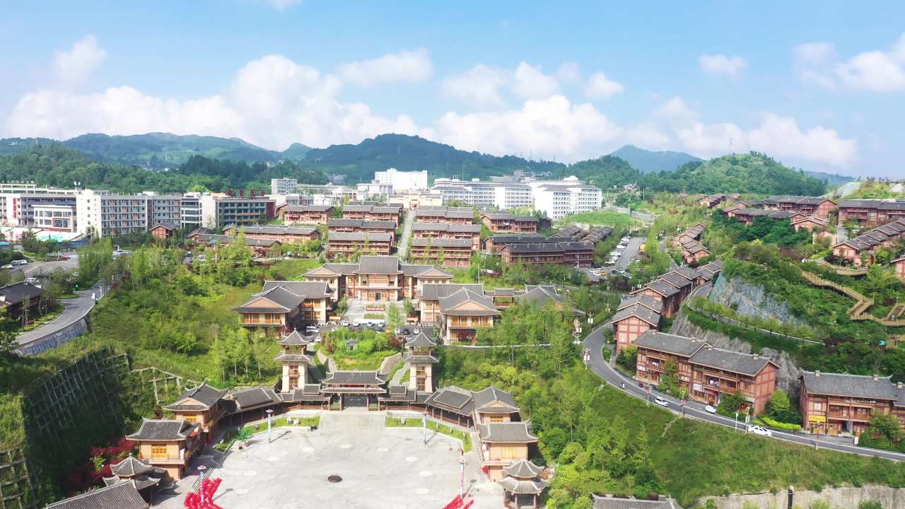 贵州晴隆安置区阿妹戚托小镇乡村振兴航拍