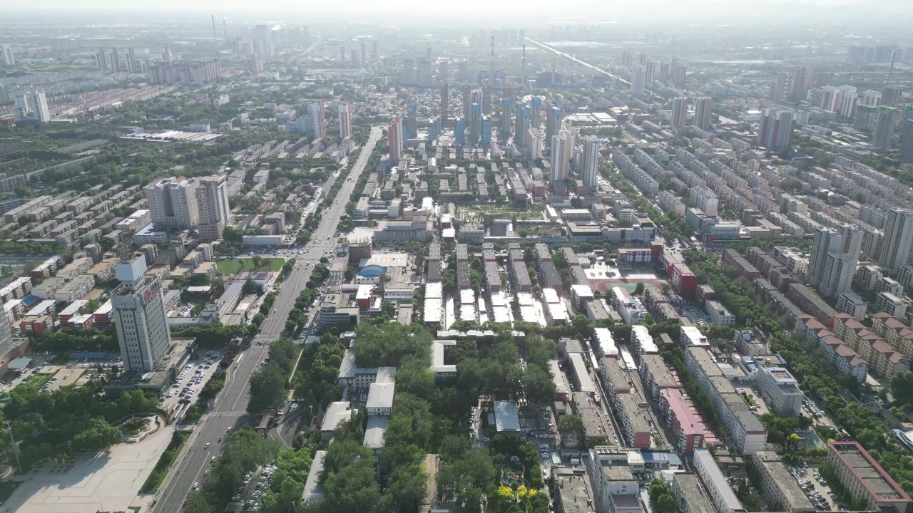 航拍河北保定城市建设