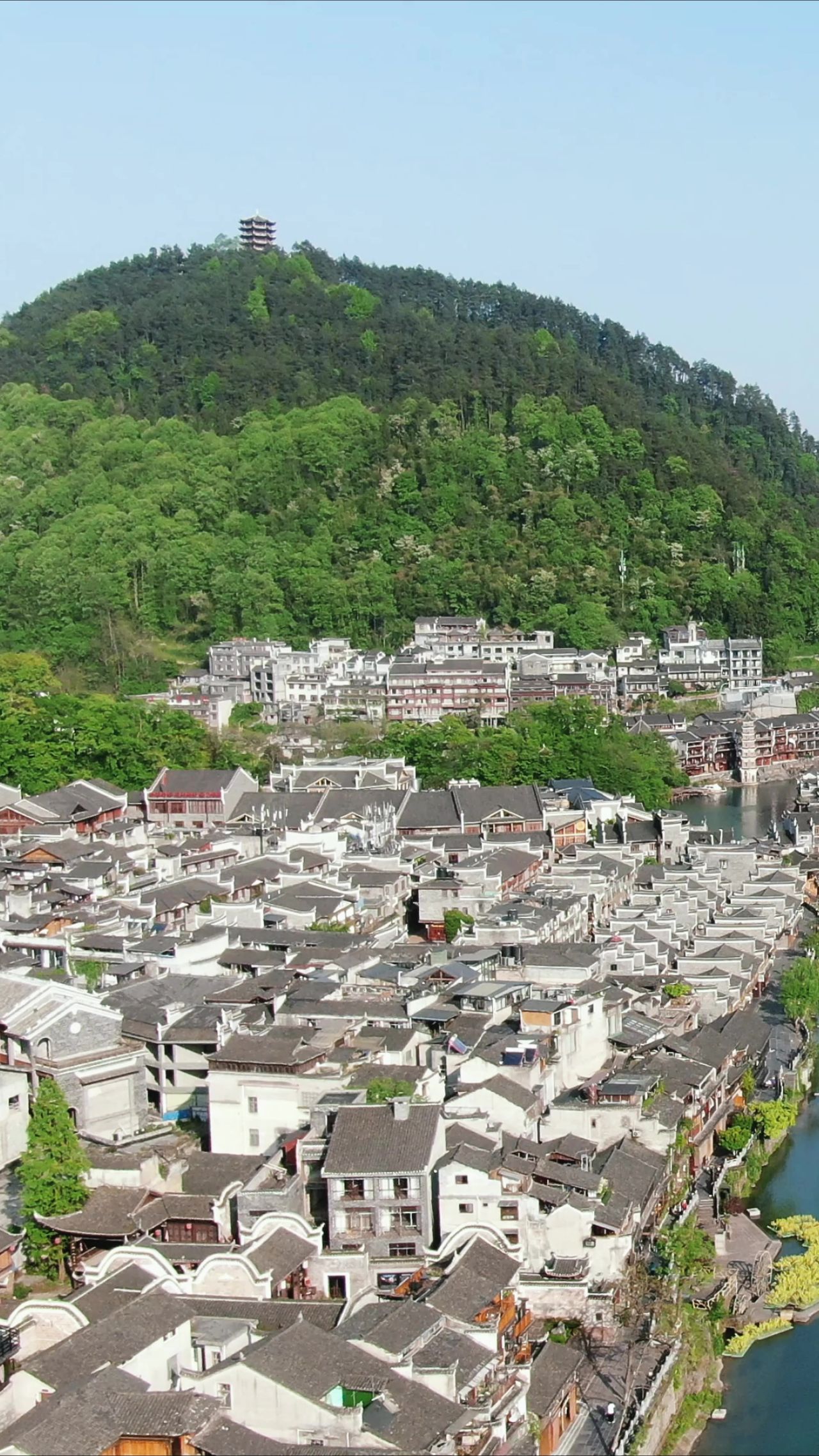 湖南湘西凤凰古城竖屏航拍