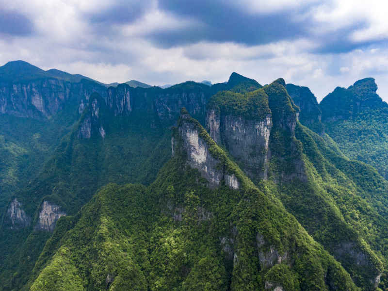 祖国壮丽山河湖南张家界山川地貌摄影图
