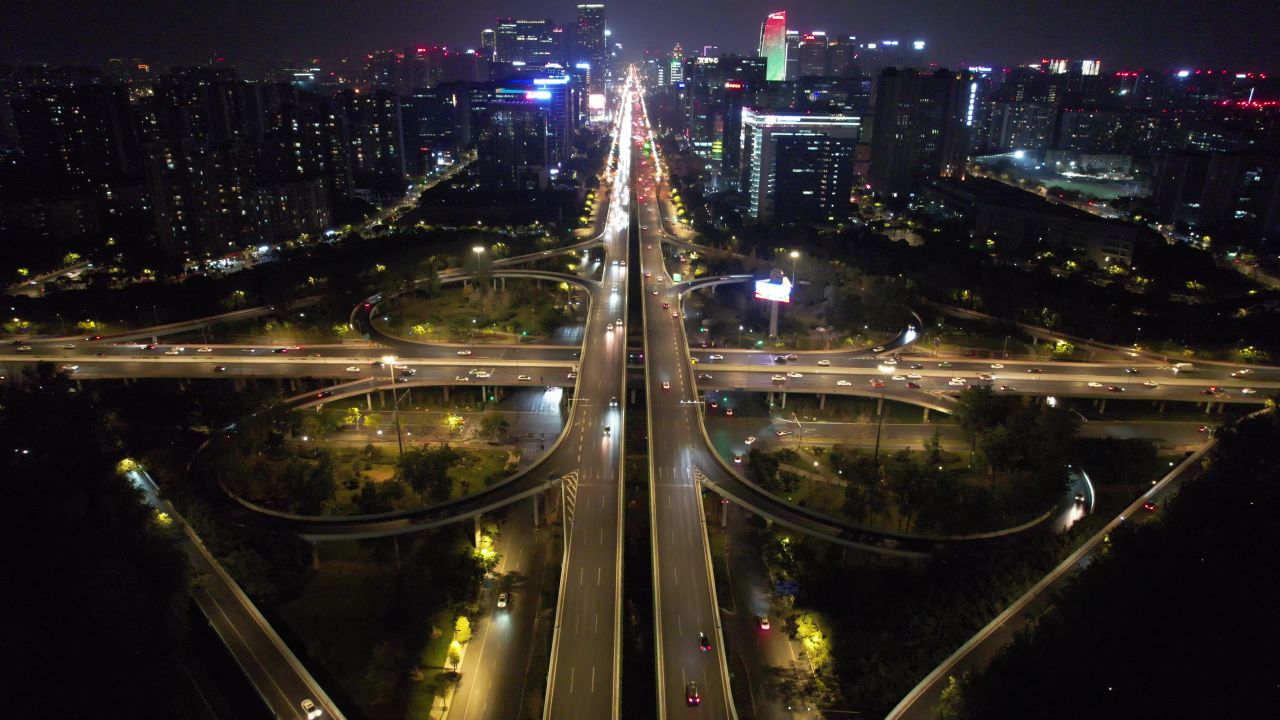 成都天府大道天府立交桥夜景交通