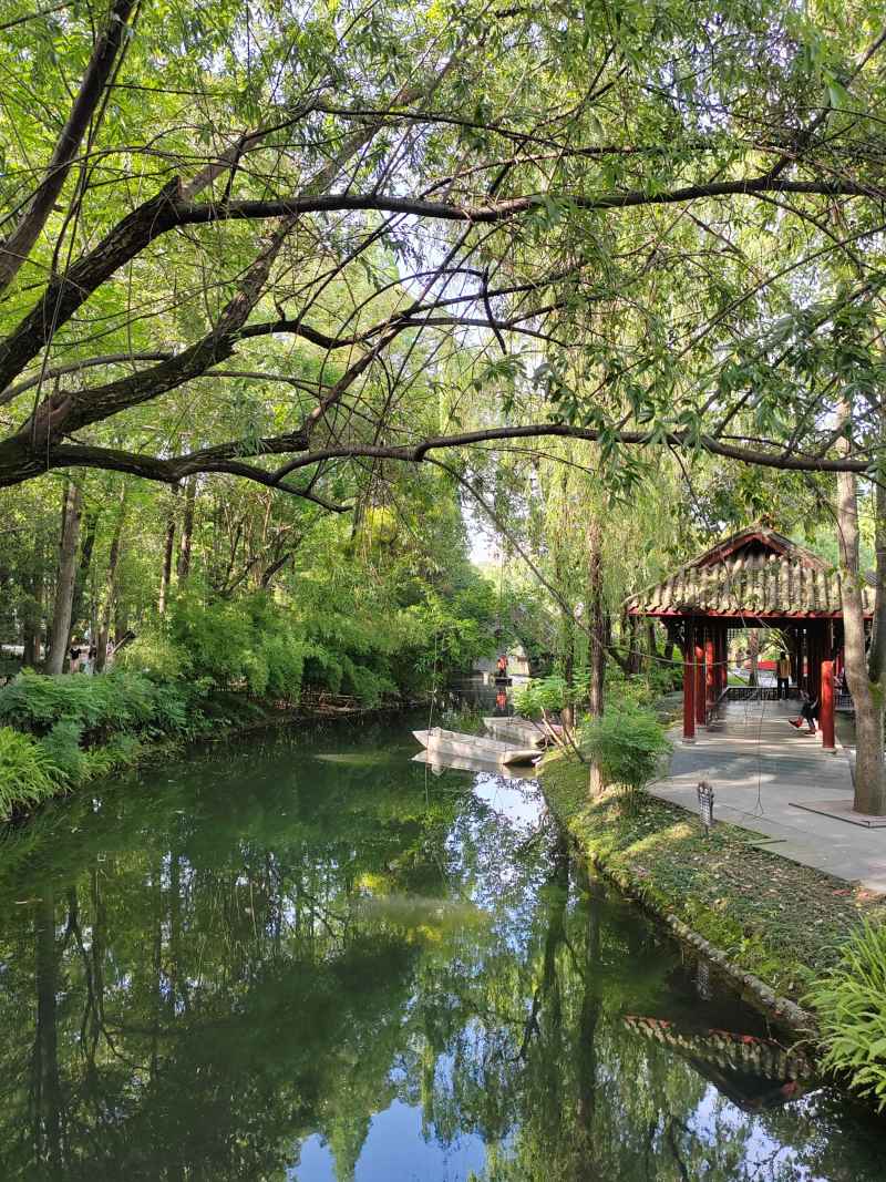 小河