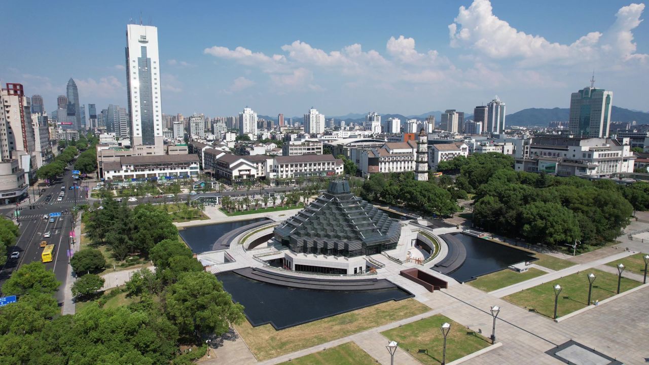 浙江绍兴城市广场航拍