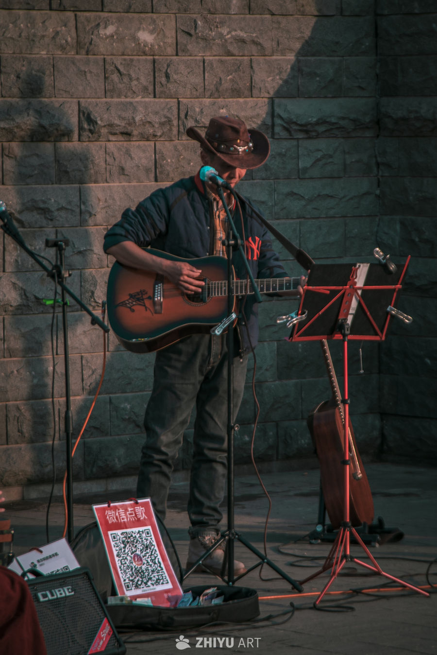 海河边的民间乐队