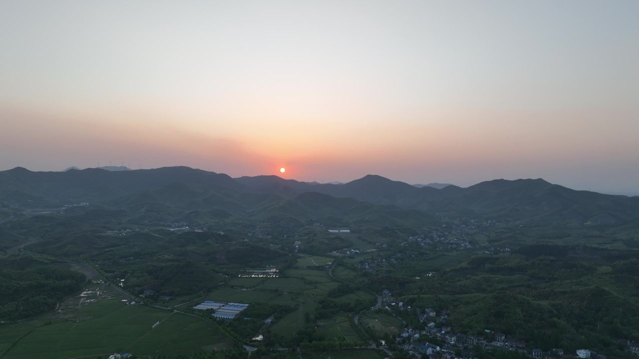 4K航拍浙江安吉乡村田园风光 10