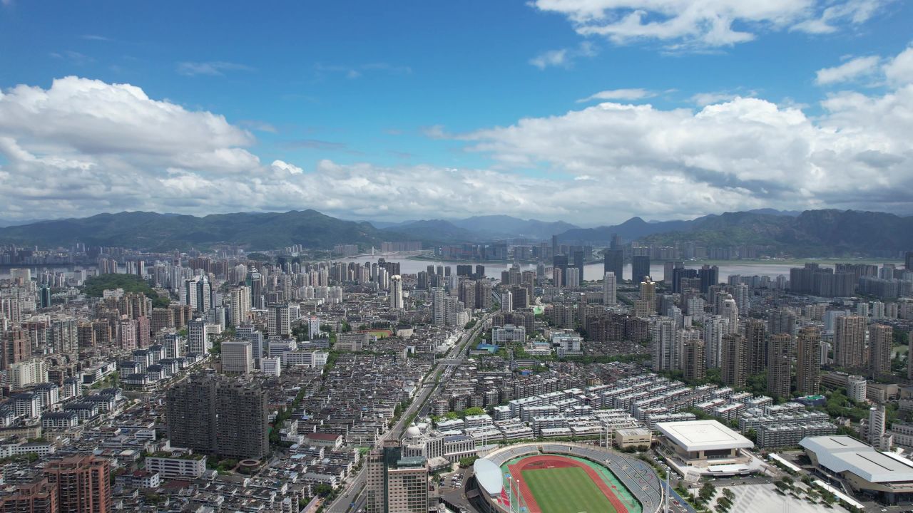 浙江温州城市风光城市全景蓝天白云航拍 