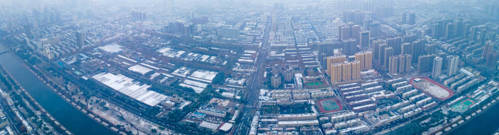 天上雪景