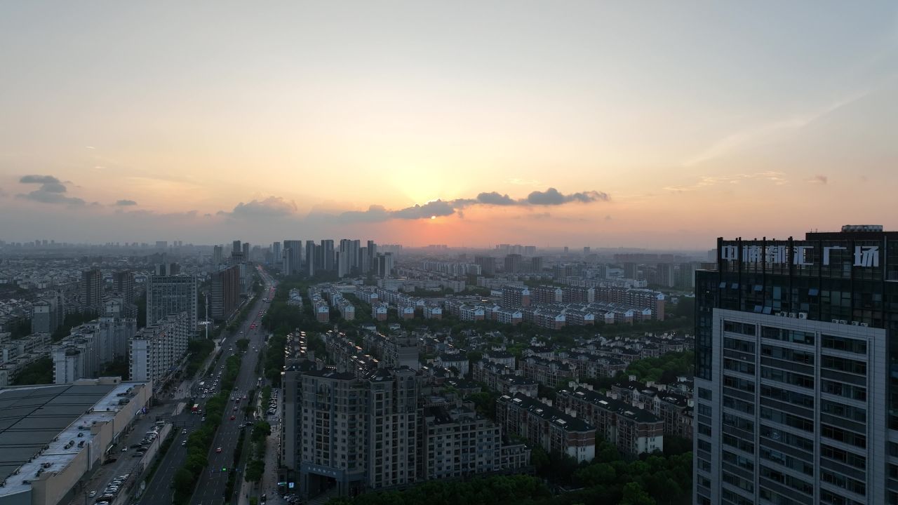 4K航拍城市大景夕阳建筑